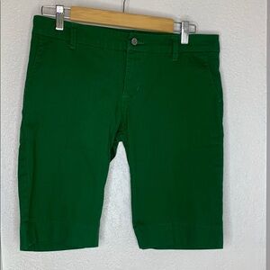 Dickies Forest Green Chino Shorts size 9 Skater 90s Tomboy Model Off Duty Y2K